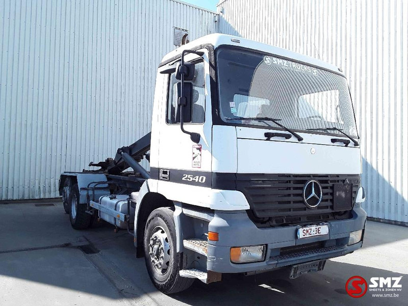 Mercedes-Benz Actros 2540 6x2 francais - 컨테이너 운반 장치/ 스와프 보디 트럭 : 사진 1 Mercedes-Benz Actros 2540 6x2 francais - 컨테이너 운반 장치/ 스와프 보디 트럭 : 사진 1