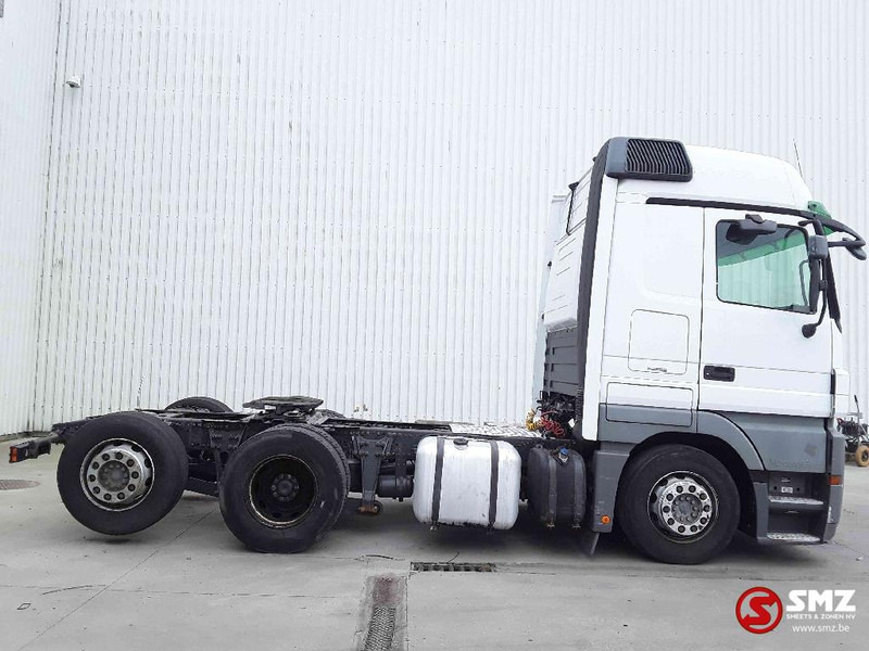 Mercedes-Benz Actros 2544 6x2 megaspace - 트랙터 유닛 : 사진 4 Mercedes-Benz Actros 2544 6x2 megaspace - 트랙터 유닛 : 사진 4