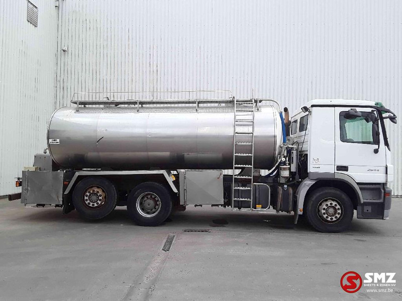 Mercedes-Benz Actros 2544 inox tank - 15.000 liter - retarder - 유조트럭 : 사진 4 Mercedes-Benz Actros 2544 inox tank - 15.000 liter - retarder - 유조트럭 : 사진 4