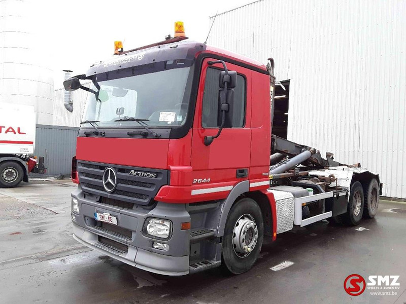 Mercedes-Benz Actros 2644 6x4 lames zps - 컨테이너 운반 장치/ 스와프 보디 트럭 : 사진 3 Mercedes-Benz Actros 2644 6x4 lames zps - 컨테이너 운반 장치/ 스와프 보디 트럭 : 사진 3