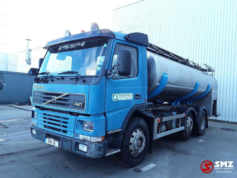 Volvo FM 320 6x2 inox - 유조트럭 : 사진 3 Volvo FM 320 6x2 inox - 유조트럭 : 사진 3