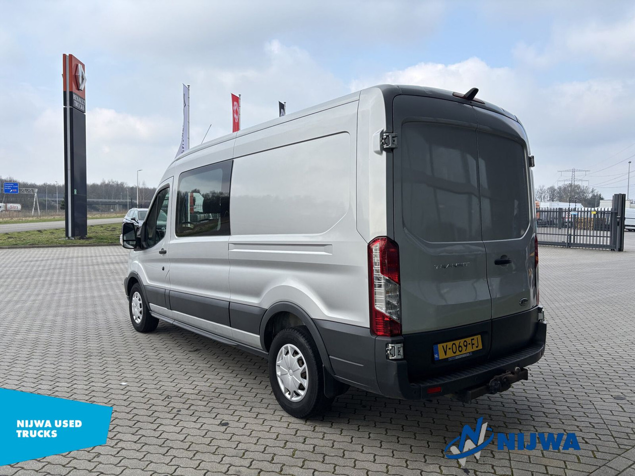 Ford Transit 130 L3H2 Dubbele cabine + Trekhaak - 소형 밴, 콤비 밴 : 사진 4 Ford Transit 130 L3H2 Dubbele cabine + Trekhaak - 소형 밴, 콤비 밴 : 사진 4