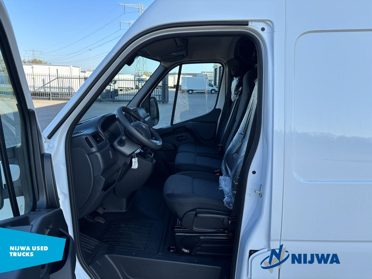 Renault Master 135 L3H2 Parkeersensoren + Cruise control - 소형 밴 : 사진 5 Renault Master 135 L3H2 Parkeersensoren + Cruise control - 소형 밴 : 사진 5
