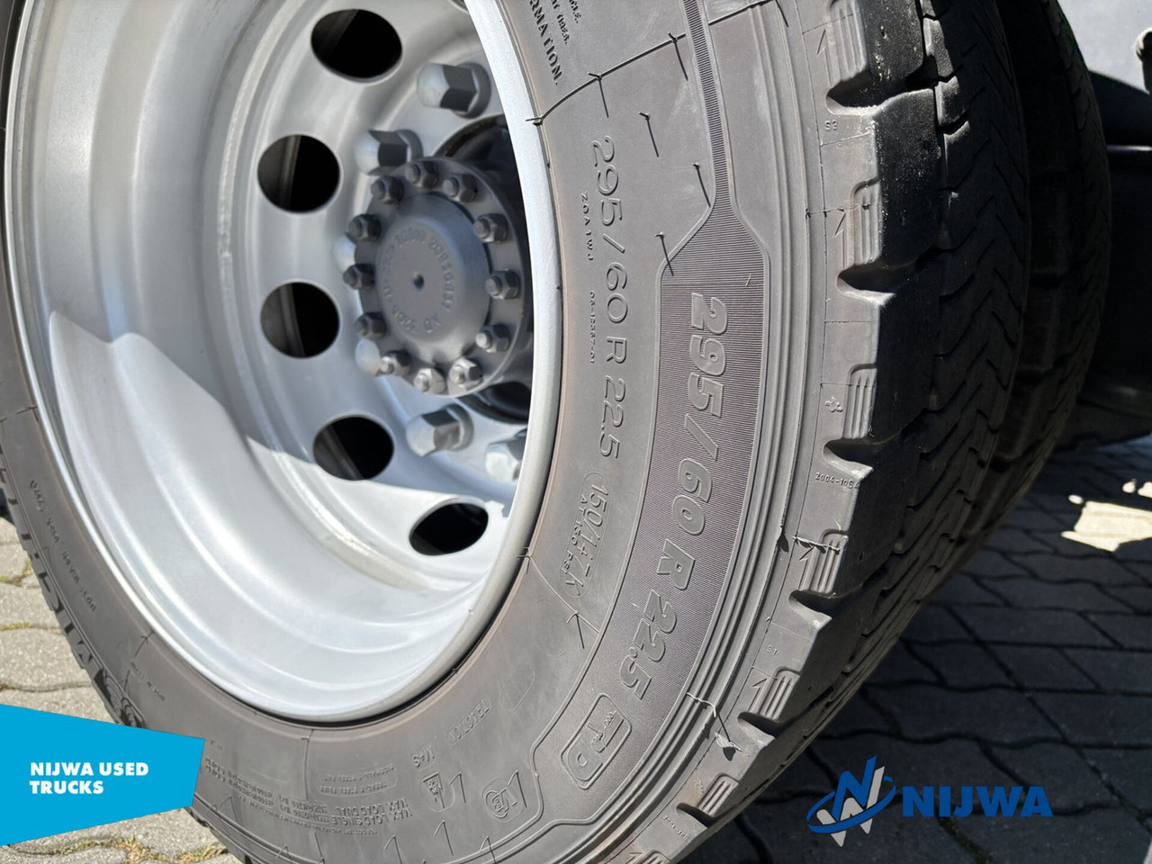 Volvo FH 460 4x2 I-Parkcool + Full Air - 트랙터 유닛 : 사진 5 Volvo FH 460 4x2 I-Parkcool + Full Air - 트랙터 유닛 : 사진 5