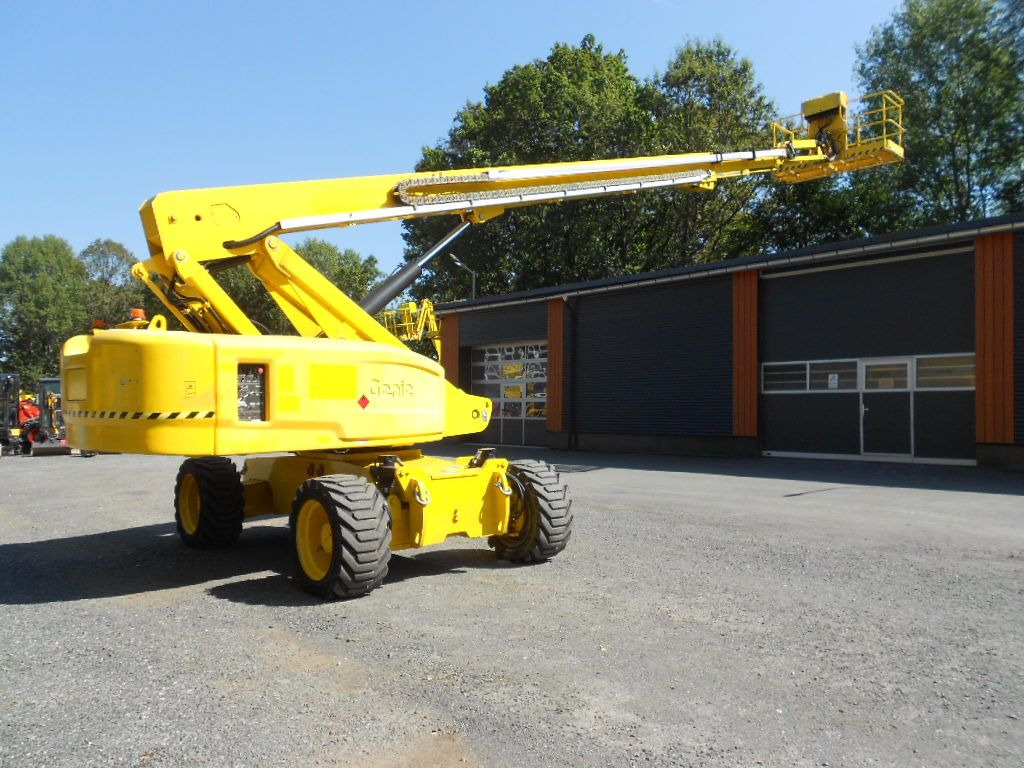 Genie Arbeitsbühne Genie S-85, AH 28 m - 텔레스코픽 붐 : 사진 3 Genie Arbeitsbühne Genie S-85, AH 28 m - 텔레스코픽 붐 : 사진 3