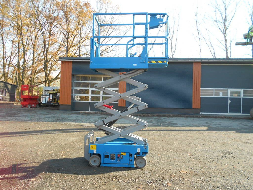 Genie GS 1330, Scherenarbeitsbühne Genie 5,9 m - 시저 리프트 : 사진 1 Genie GS 1330, Scherenarbeitsbühne Genie 5,9 m - 시저 리프트 : 사진 1
