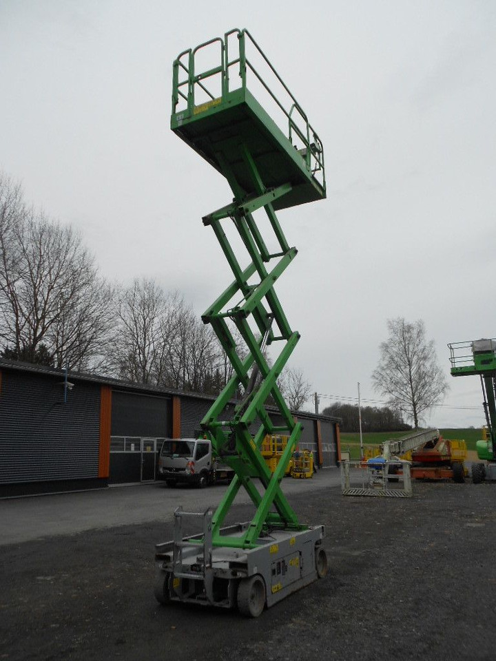Genie GS 2646, Scherenarbeitsbühne Genie 9,9 m - 트럭 탑재 고가작업 플랫폼 : 사진 2 Genie GS 2646, Scherenarbeitsbühne Genie 9,9 m - 트럭 탑재 고가작업 플랫폼 : 사진 2