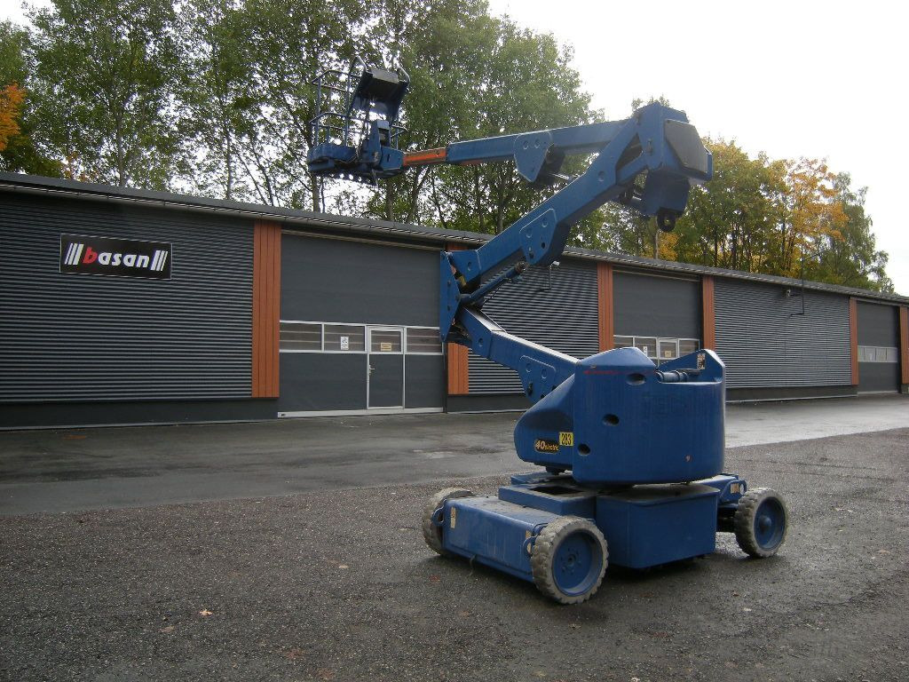 JLG N40E Gelenkteleskoparbeitsbühne 14 m - 트럭 탑재 고가작업 플랫폼 : 사진 3 JLG N40E Gelenkteleskoparbeitsbühne 14 m - 트럭 탑재 고가작업 플랫폼 : 사진 3