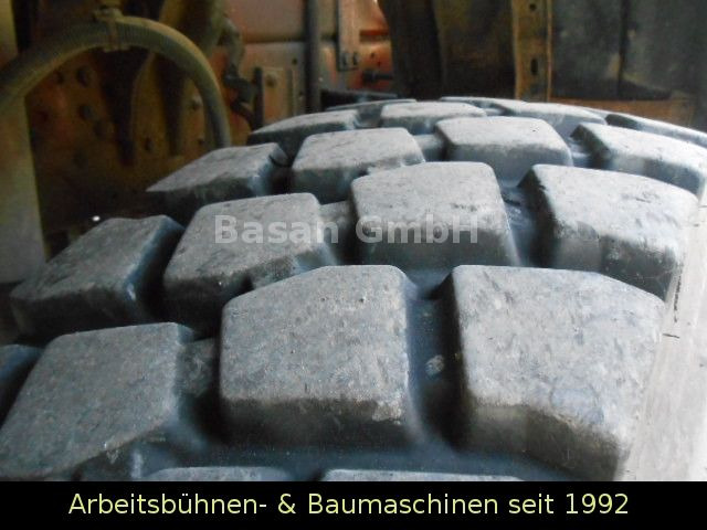 덤프트럭, 크레인 트럭 Mercedes-Benz MB 1717 AK Kipper Allrad mit Kran Atlas 100.1 : 사진 11