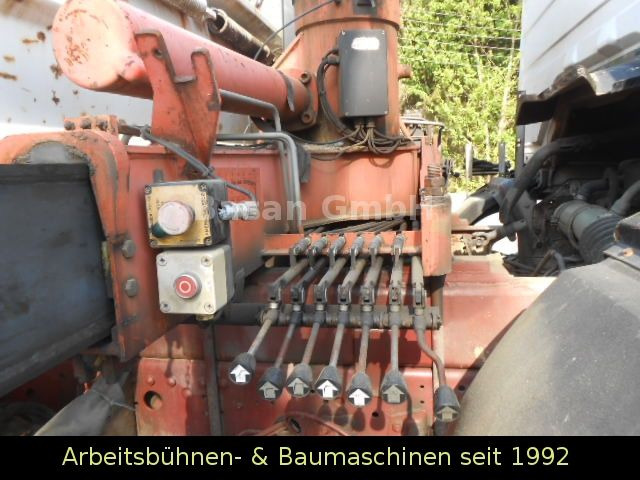 덤프트럭, 크레인 트럭 Mercedes-Benz MB 1717 AK Kipper Allrad mit Kran Atlas 100.1 : 사진 15