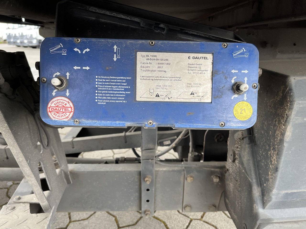 Iveco 120E25 Eurocargo 4x2 Koffer | Ladebordwand - 박스 트럭 : 사진 4 Iveco 120E25 Eurocargo 4x2 Koffer | Ladebordwand - 박스 트럭 : 사진 4