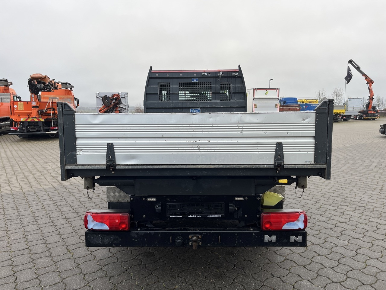 덤프 밴 MAN TGE 3.180 4x2 Zwillingsbereift : 사진 10 덤프 밴 MAN TGE 3.180 4x2 Zwillingsbereift : 사진 10