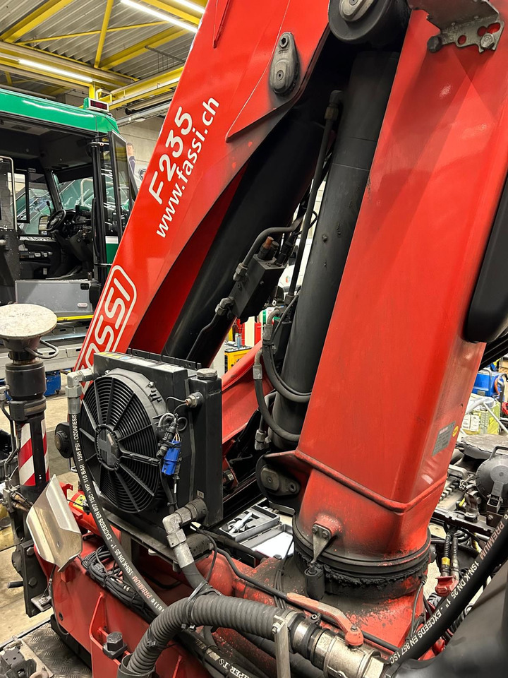 Palfinger FASSI F 235 A.2.23 Kran + Funk - 로더 크레인 : 사진 5 Palfinger FASSI F 235 A.2.23 Kran + Funk - 로더 크레인 : 사진 5