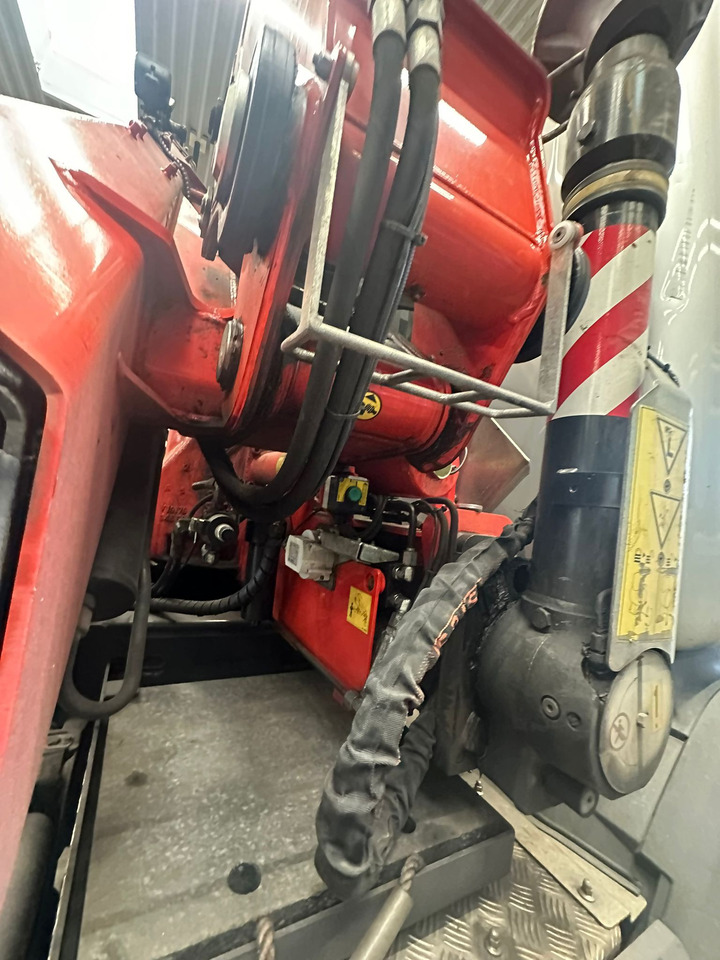 Palfinger FASSI F 235 A.2.23 Kran + Funk - 로더 크레인 : 사진 2 Palfinger FASSI F 235 A.2.23 Kran + Funk - 로더 크레인 : 사진 2