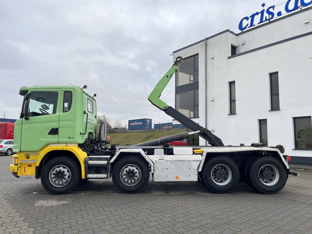 Interior photo 1: 후크 리프트 트럭 Scania G 450 8x4  Trösch Abrollkipper