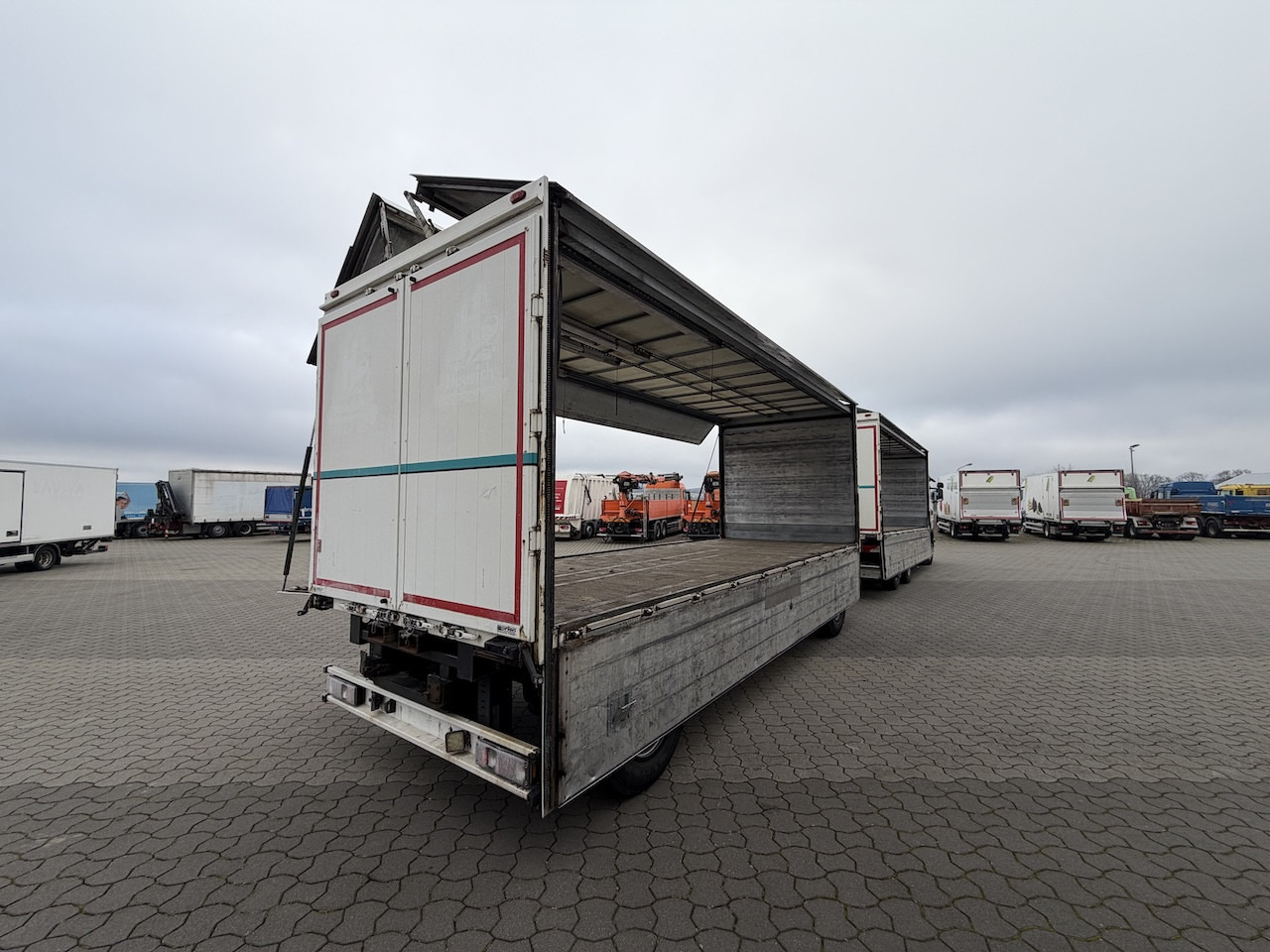 박스 트럭 Scania R 450 6x2 Geränkezug + Orten Anhänger : 사진 11