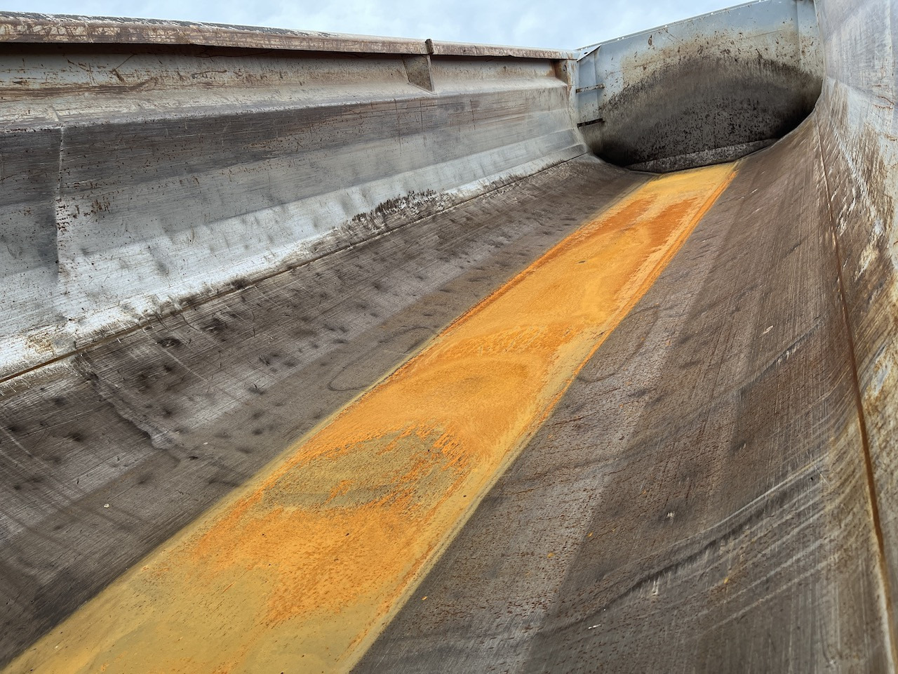 Schwarzmüller SK Kippauflieger Stahlmulde Liftachse - 덤프 세미 트레일러 : 사진 2 Schwarzmüller SK Kippauflieger Stahlmulde Liftachse - 덤프 세미 트레일러 : 사진 2