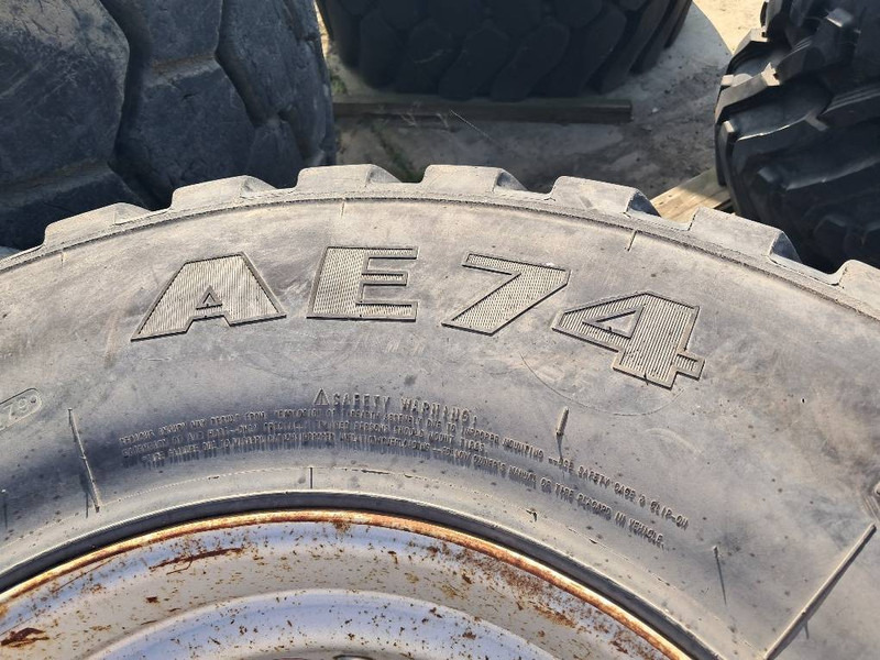 Aeolus 600/50R22.5 - 휠 및 타이어 건설기계 용 : 사진 4 Aeolus 600/50R22.5 - 휠 및 타이어 건설기계 용 : 사진 4