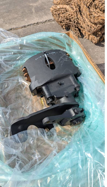 Komatsu HD605-5 BRAKE ASSY 561-34-62103 - 브레이크 부품 건설기계 용 : 사진 4 Komatsu HD605-5 BRAKE ASSY 561-34-62103 - 브레이크 부품 건설기계 용 : 사진 4