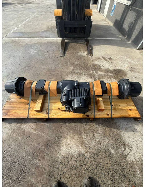 Komatsu PW140-7 REAR AXLE ASSEMBLY 20E-22-32000 - 차축 및 부품 건설기계 용 : 사진 1 Komatsu PW140-7 REAR AXLE ASSEMBLY 20E-22-32000 - 차축 및 부품 건설기계 용 : 사진 1