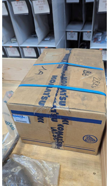Komatsu SAA6D107E-3 TURBO CHARGER - 엔진 건설기계 용 : 사진 1 Komatsu SAA6D107E-3 TURBO CHARGER - 엔진 건설기계 용 : 사진 1
