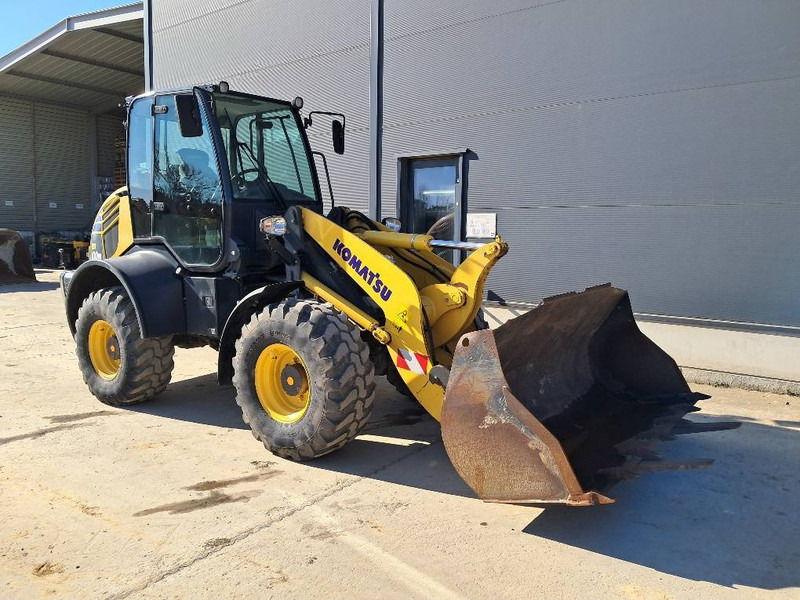 Komatsu WA100M-8 - 휠 로더 : 사진 1 Komatsu WA100M-8 - 휠 로더 : 사진 1