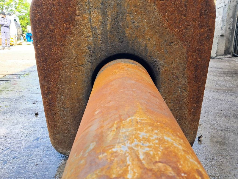 MONTABERT BRV7000 - 유압 해머 건설기계 용 : 사진 4 MONTABERT BRV7000 - 유압 해머 건설기계 용 : 사진 4