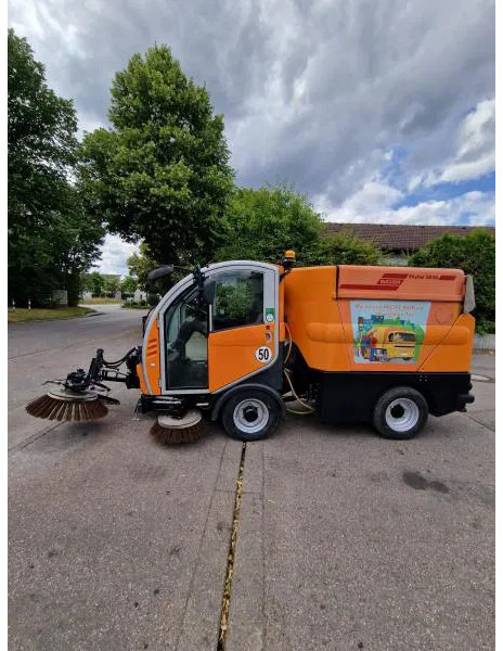 Bucher Kehrmaschine BUCHER-GUYER Kehrmaschine EG 4.500 kg Diesel Topzustand - 산업용 스위퍼 : 사진 1 Bucher Kehrmaschine BUCHER-GUYER Kehrmaschine EG 4.500 kg Diesel Topzustand - 산업용 스위퍼 : 사진 1