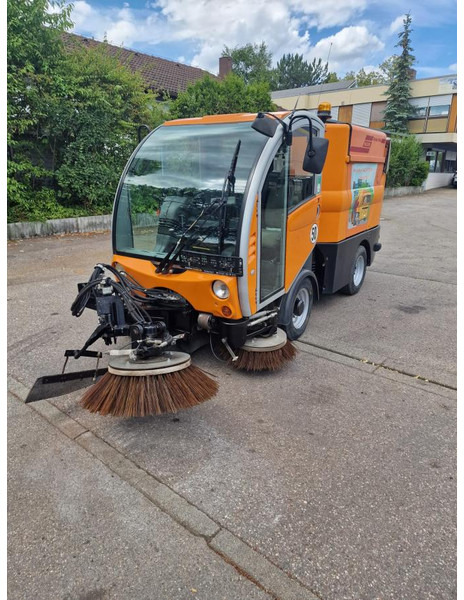 Bucher Kehrmaschine BUCHER-GUYER Kehrmaschine EG 4.500 kg Diesel Topzustand - 산업용 스위퍼 : 사진 4 Bucher Kehrmaschine BUCHER-GUYER Kehrmaschine EG 4.500 kg Diesel Topzustand - 산업용 스위퍼 : 사진 4