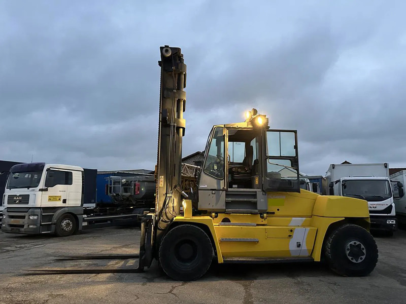 Kalmar DCE 120 -12 Frontstapler - 디젤 지게차 : 사진 2 Kalmar DCE 120 -12 Frontstapler - 디젤 지게차 : 사진 2
