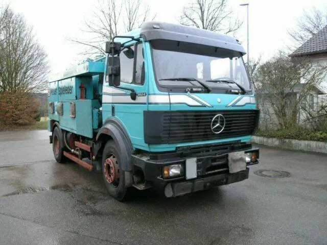Mercedes-Benz ASSMANN SAUG SPÜL A3 TANK +KOMBIFZ f. Diesel/ Heizöl - 진공 흡입 트럭 : 사진 2 Mercedes-Benz ASSMANN SAUG SPÜL A3 TANK +KOMBIFZ f. Diesel/ Heizöl - 진공 흡입 트럭 : 사진 2