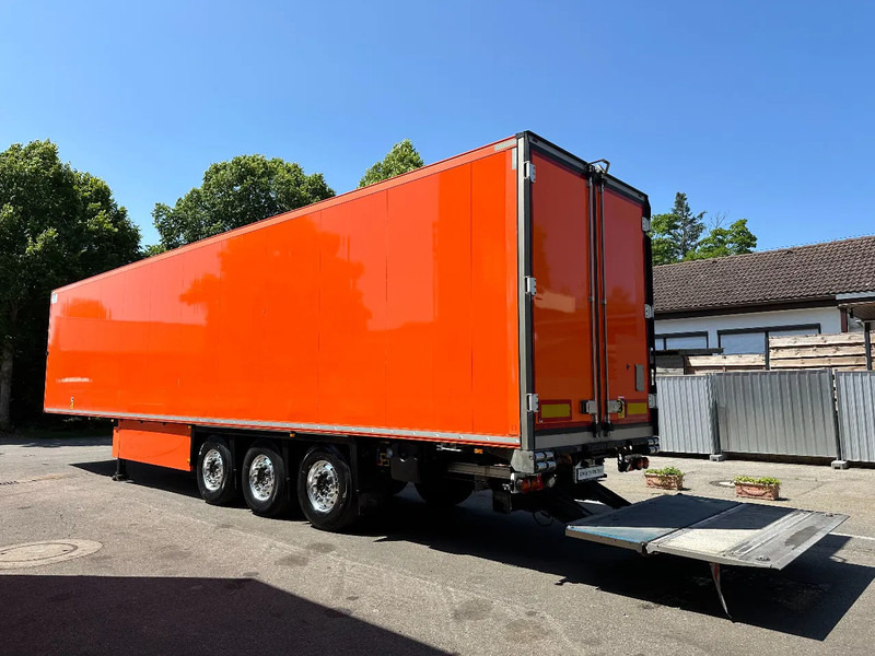 Schmitz Cargobull 3 x T-Kühl SLX*Spectrum*Bi-Temp*Doppelst.*LENK*LBW*blumenbreit*PHARMA - 냉동 세미 트레일러 : 사진 4 Schmitz Cargobull 3 x T-Kühl SLX*Spectrum*Bi-Temp*Doppelst.*LENK*LBW*blumenbreit*PHARMA - 냉동 세미 트레일러 : 사진 4