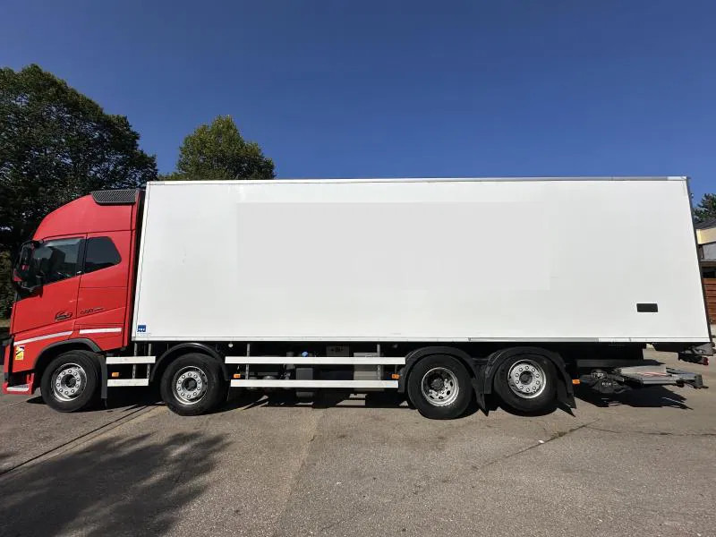 Volvo FH 16 550XL*8x2*Tief Kühlkoffer*ThermoKing*LBW - 냉동탑차 : 사진 2 Volvo FH 16 550XL*8x2*Tief Kühlkoffer*ThermoKing*LBW - 냉동탑차 : 사진 2