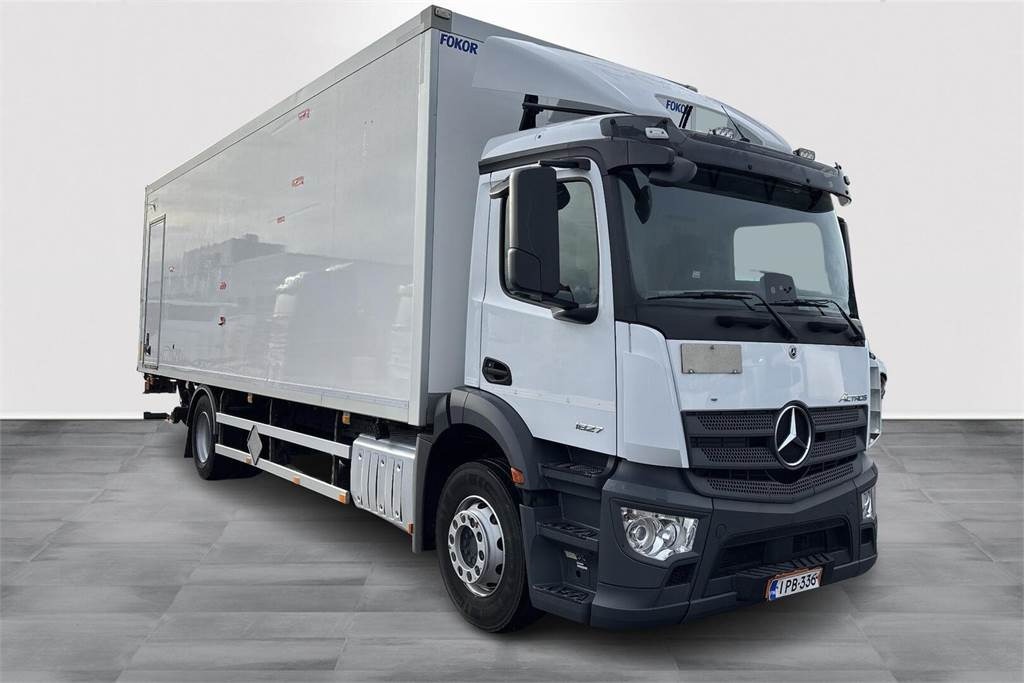 Mercedes-Benz ACTROS 1827 5 KSA-kori +PL - 박스 트럭 : 사진 3 Mercedes-Benz ACTROS 1827 5 KSA-kori +PL - 박스 트럭 : 사진 3