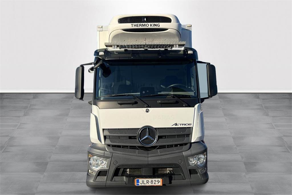 Mercedes-Benz ACTROS 2546L-6X2/ 60 FRC 07/2026 - 등온 트럭 : 사진 2 Mercedes-Benz ACTROS 2546L-6X2/ 60 FRC 07/2026 - 등온 트럭 : 사진 2