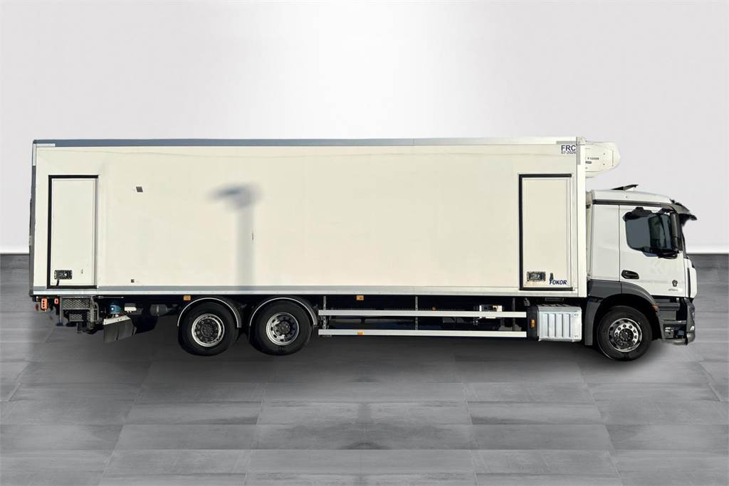 Mercedes-Benz ACTROS 2546L-6X2/ 60 FRC 07/2026 - 등온 트럭 : 사진 4 Mercedes-Benz ACTROS 2546L-6X2/ 60 FRC 07/2026 - 등온 트럭 : 사진 4