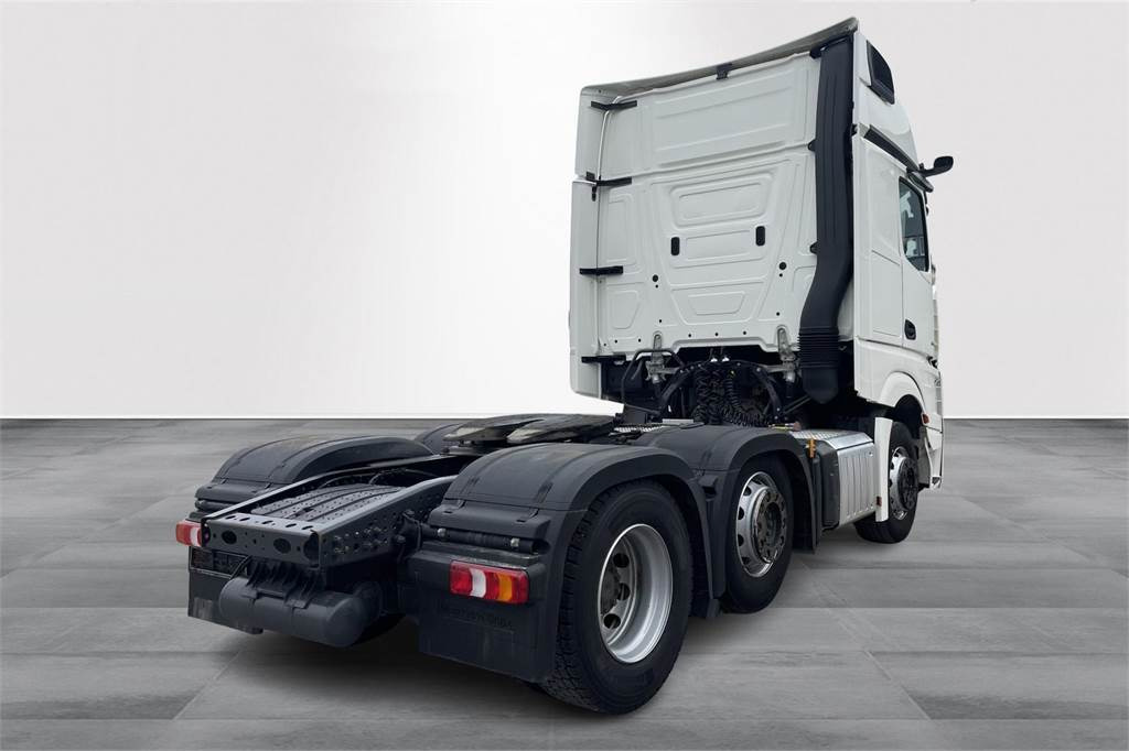 Mercedes-Benz ACTROS ACTROS 2551LS 6x2/4 Väliteli - 트랙터 유닛 : 사진 4 Mercedes-Benz ACTROS ACTROS 2551LS 6x2/4 Väliteli - 트랙터 유닛 : 사진 4