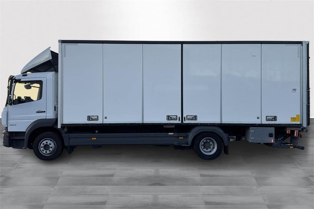 Mercedes-Benz ATEGO 1224L UMPIKORI + PL - 박스 트럭 : 사진 2 Mercedes-Benz ATEGO 1224L UMPIKORI + PL - 박스 트럭 : 사진 2