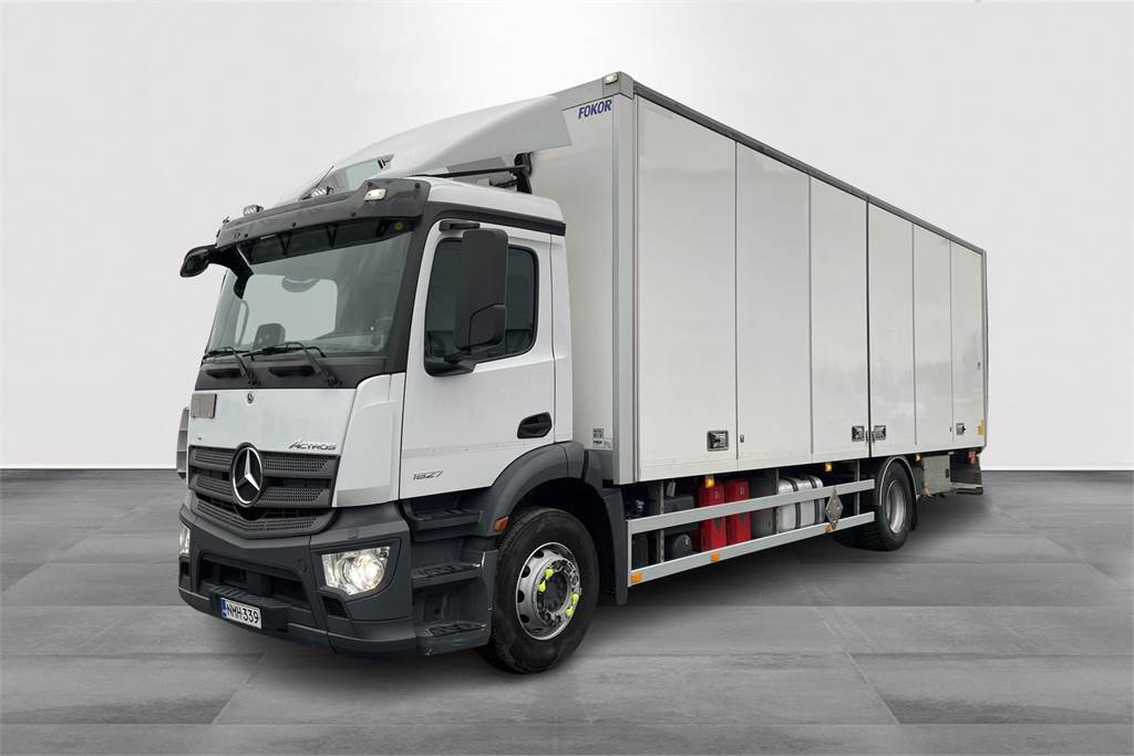 Mercedes-Benz Actros 1827L 8,7m Ksa Umpikori - 박스 트럭 : 사진 1 Mercedes-Benz Actros 1827L 8,7m Ksa Umpikori - 박스 트럭 : 사진 1