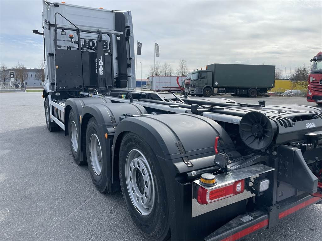 Mercedes-Benz Arocs 5 - 후크 리프트 트럭 : 사진 5 Mercedes-Benz Arocs 5 - 후크 리프트 트럭 : 사진 5