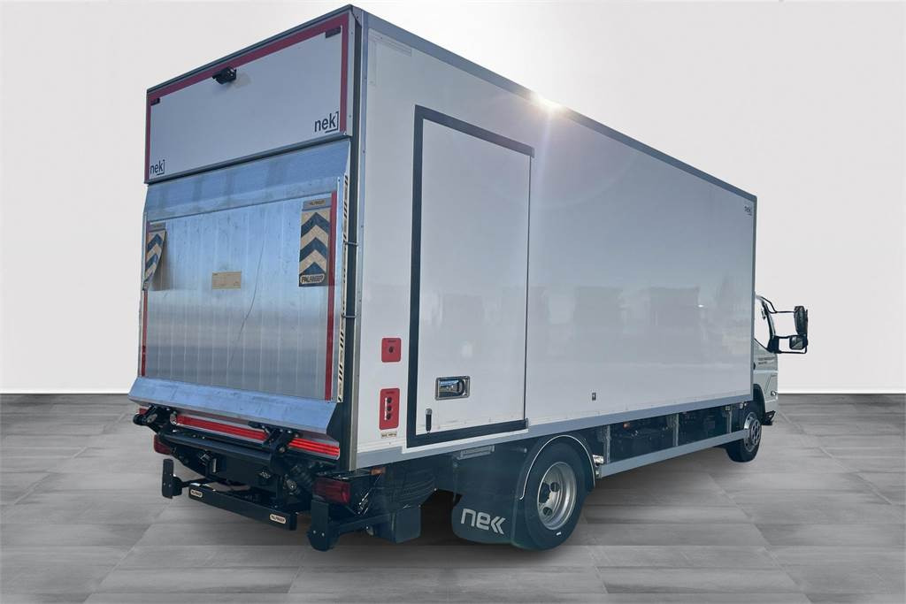 Mitsubishi FUSO 9C18 M-Bat 4x2 - 등온 트럭 : 사진 3 Mitsubishi FUSO 9C18 M-Bat 4x2 - 등온 트럭 : 사진 3