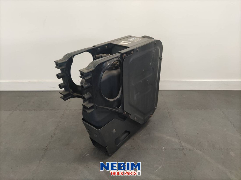 Volvo Volvo - 21215921 - Adblue tank 60L FH / FM - 예비 부속 : 사진 2 Volvo Volvo - 21215921 - Adblue tank 60L FH / FM - 예비 부속 : 사진 2