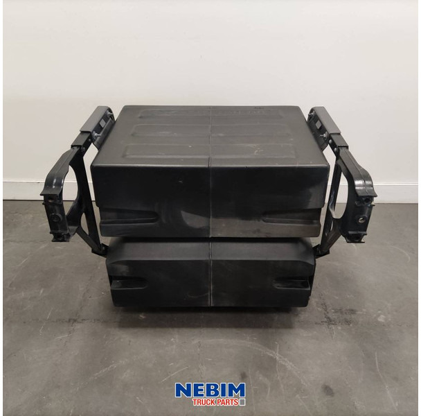 Volvo Volvo - 21353653 - Volvo gereedschapskist - 예비 부속 트럭 용 : 사진 4 Volvo Volvo - 21353653 - Volvo gereedschapskist - 예비 부속 트럭 용 : 사진 4