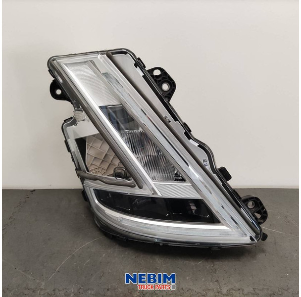 Volvo Volvo - 24056514 - Koplamp rechts FH4B - 예비 부속 트럭 용 : 사진 1 Volvo Volvo - 24056514 - Koplamp rechts FH4B - 예비 부속 트럭 용 : 사진 1