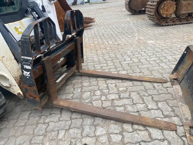 스키드 스티어 로더 Bobcat 870 T MIETE / RENTAL (12005523) : 사진 9