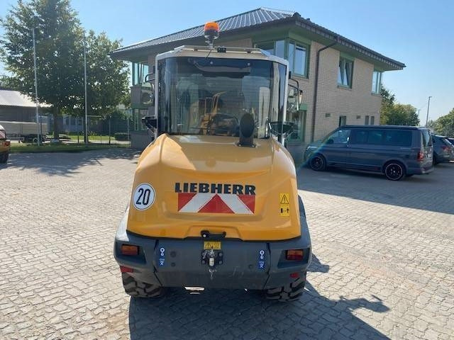 Liebherr L 504 Compact MIETE / RENTAL (12001791) - 휠 로더 : 사진 4 Liebherr L 504 Compact MIETE / RENTAL (12001791) - 휠 로더 : 사진 4