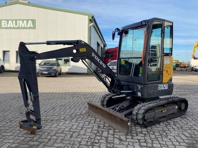 Volvo ECR 25 D MIETE / RENTAL (12001505) - 미니 굴삭기 : 사진 1 Volvo ECR 25 D MIETE / RENTAL (12001505) - 미니 굴삭기 : 사진 1