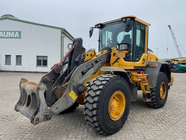 Volvo L 90 H MIETE / RENTAL (12005310) - 휠 로더 : 사진 1 Volvo L 90 H MIETE / RENTAL (12005310) - 휠 로더 : 사진 1