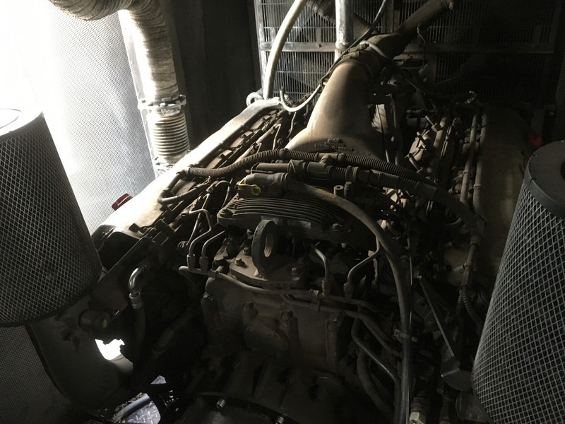 MTU 12V1600G10F GENERATOR 700KVA USED - 발전기 세트 : 사진 3 MTU 12V1600G10F GENERATOR 700KVA USED - 발전기 세트 : 사진 3