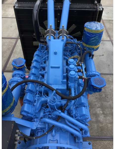 MTU 16V2000 GENERATOR 787KVA USED - 발전기 세트 : 사진 5 MTU 16V2000 GENERATOR 787KVA USED - 발전기 세트 : 사진 5